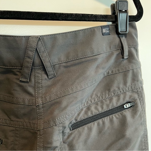 MEC Women’s Sz 6 Capris in charcoal - Picture 7 of 17